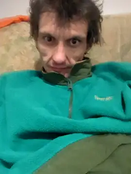 Snapshot of maciej chatting on February 2025 07:42:01 PM maciej online show from February 2025 07:42:01 PM