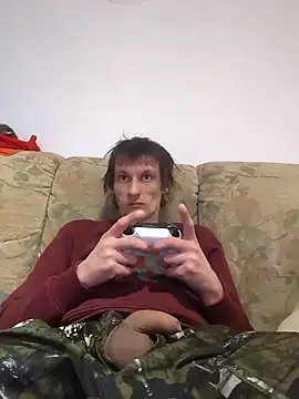 Snapshot of maciej chatting on February 2025 10:36:01 PM maciej online show from February 2025 10:36:01 PM