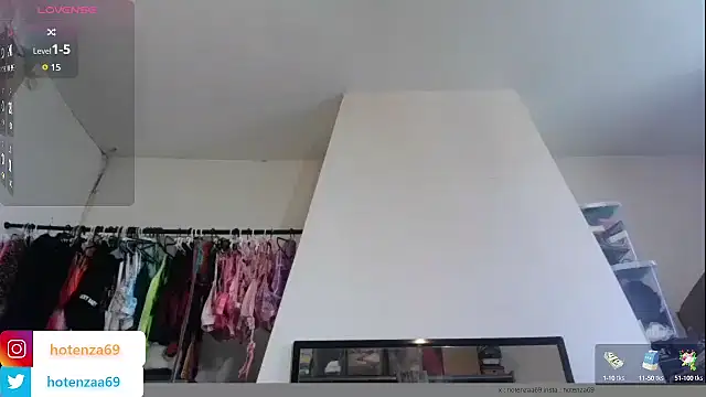 Snapshot of Hotenza69 chatting on March 2025 11:44:02 AM Hotenza69 online show from March 2025 11:44:02 AM
