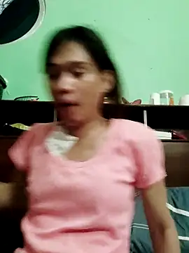 QueenSoreal online show from April 2026 02:21:01 PM