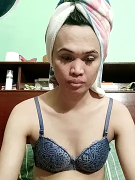 QueenSoreal online show from July 2026 02:49:02 PM