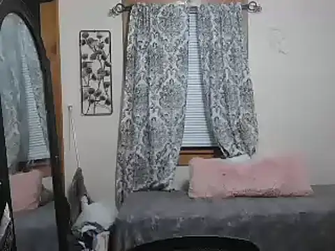 Snapshot of AshleyRain chatting on December 2024 09:54:02 PM AshleyRain online show from December 2024 09:54:02 PM