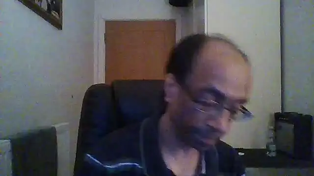 rauncher1 online show from February 2025 09:31:01 PM