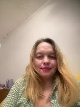 Susanel online show from January 2025 05:01:01 PM