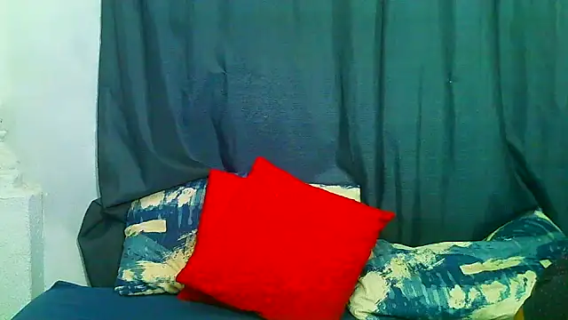 Snapshot of freaky_naughty chatting on January 2025 04:59:02 PM freaky naughty online show from January 2025 04:59:02 PM