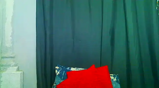 Snapshot of freaky_naughty chatting on February 2025 06:51:01 PM freaky naughty online show from February 2025 06:51:01 PM