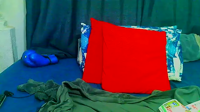 Snapshot of freaky_naughty chatting on February 2025 04:15:02 PM freaky naughty online show from February 2025 04:15:02 PM