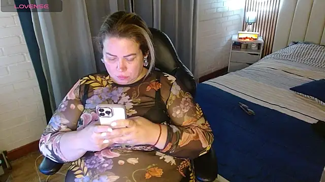 Snapshot of bella_savati chatting on February 2026 11:33:01 PM bella savati online show from February 2026 11:33:01 PM