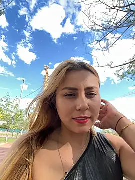 Snapshot of Brittanyrosexx chatting on October 2025 08:05:01 PM Brittanyrosexx online show from October 2025 08:05:01 PM