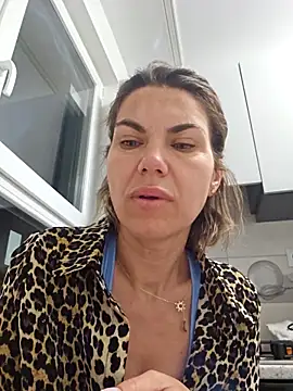FeliciaKrige online show from April 2026 11:33:02 PM