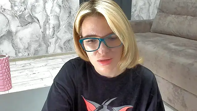 succubus online show from April 2026 02:11:02 PM