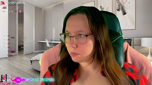 Snapshot of Victoria_Romans chatting on January 2025 01:32:01 AM Victoria Romans online show from January 2025 01:32:01 AM