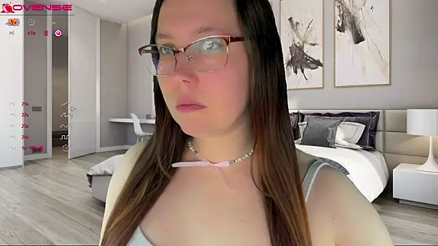 Snapshot of Victoria_Romans chatting on September 2025 04:34:02 AM Victoria Romans online show from September 2025 04:34:02 AM