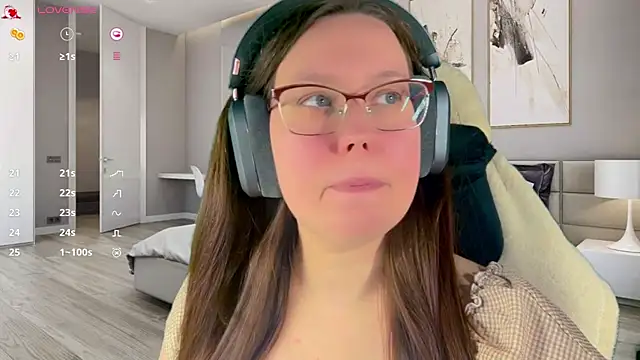 Victoria Romans online show from April 2026 01:27:02 PM