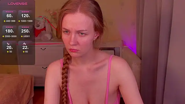 SweetMilkis online show from April 2026 09:02:02 PM