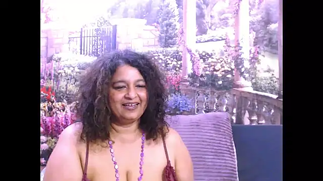 Snapshot of indianstar75 chatting on March 2025 09:40:02 AM indianstar75 online show from March 2025 09:40:02 AM