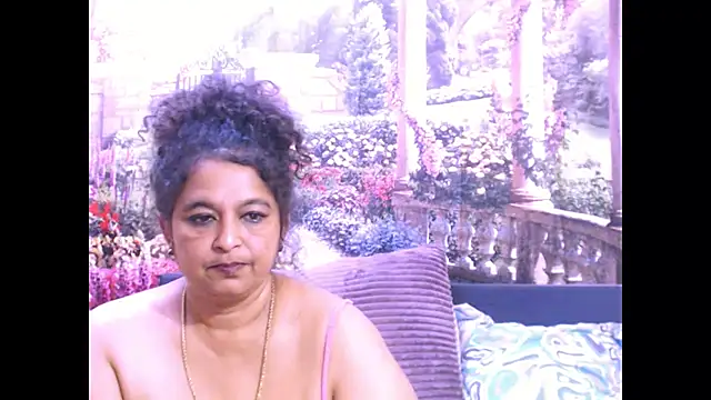 Snapshot of indianstar75 chatting on March 2025 01:31:02 AM indianstar75 online show from March 2025 01:31:02 AM