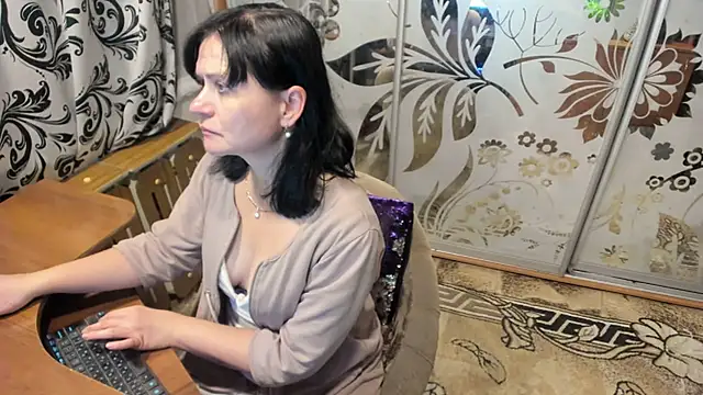 EVILENSA online show from December 2024 04:54:01 PM