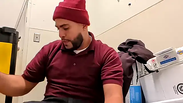 gardy8585 online show from December 2025 09:14:01 AM