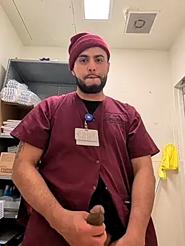 gardy8585 online show from December 2025 12:56:02 PM