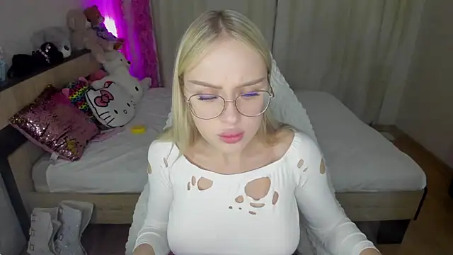 ElinOceanX online show from October 2025 04:13:02 PM