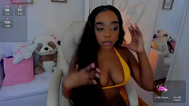 Snapshot of zobe_love chatting on January 2025 07:44:02 PM zobe love online show from January 2025 07:44:02 PM