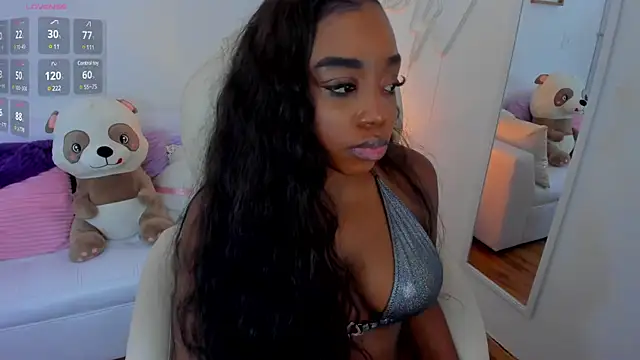 Snapshot of zobe_love chatting on March 2025 07:44:02 PM zobe love online show from March 2025 07:44:02 PM