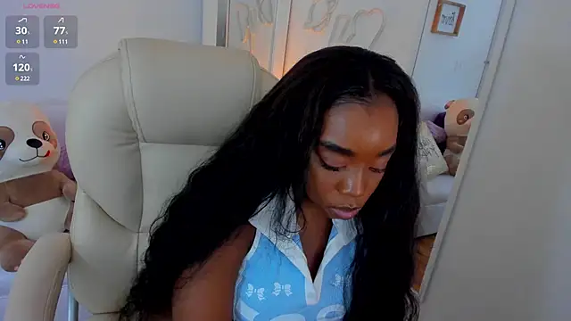 Snapshot of zobe_love chatting on March 2025 05:28:02 AM zobe love online show from March 2025 05:28:02 AM