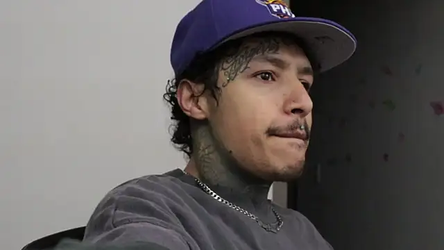 Snapshot of trieone chatting on November 2025 07:55:02 AM trieone online show from November 2025 07:55:02 AM