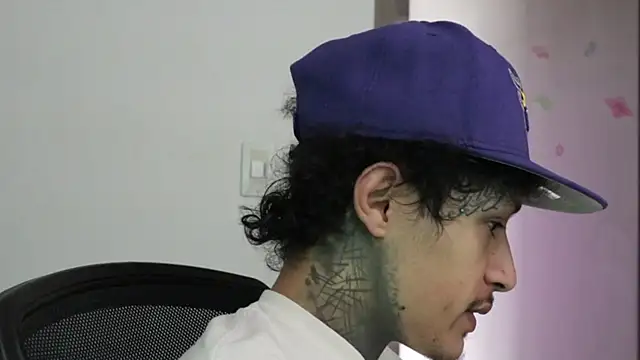 trieone online show from December 2025 01:07:01 PM