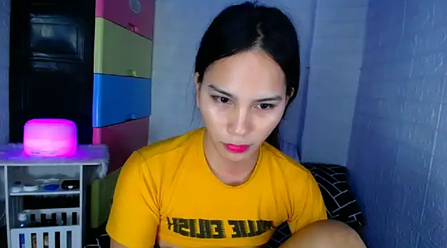 Snapshot of urnaughtydolly69 chatting on December 2024 09:41:01 AM urnaughtydolly69 online show from December 2024 09:41:01 AM