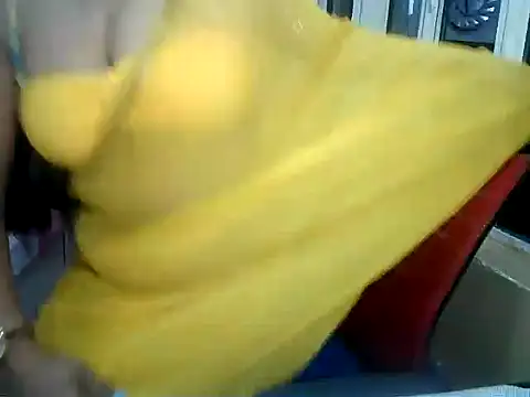 Snapshot of yourradhika chatting on November 2025 06:42:02 PM yourradhika online show from November 2025 06:42:02 PM