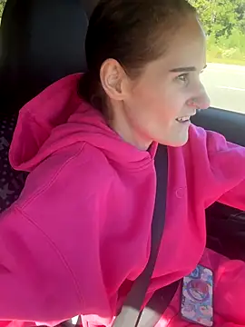 Snapshot of lolabunny9 chatting on October 2025 02:28:01 PM lolabunny9 online show from October 2025 02:28:01 PM