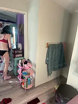 Snapshot of lolabunny9 chatting on December 2025 02:56:02 PM lolabunny9 online show from December 2025 02:56:02 PM