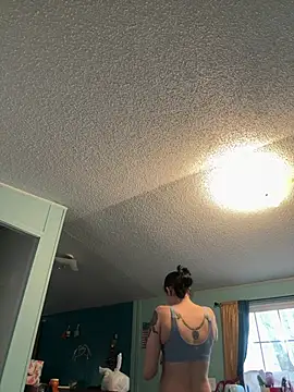 Snapshot of lolabunny9 chatting on February 2026 03:42:01 PM lolabunny9 online show from February 2026 03:42:01 PM