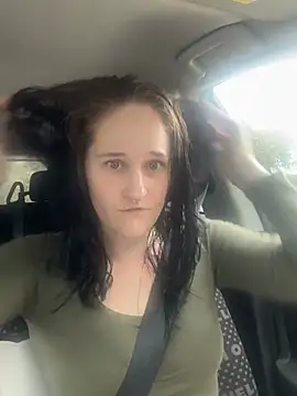 Snapshot of lolabunny9 chatting on March 2026 05:52:01 PM lolabunny9 online show from March 2026 05:52:01 PM