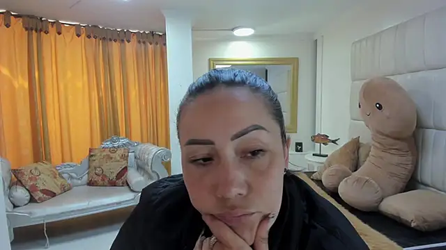 Snapshot of gaby_trent chatting on September 2025 03:12:02 PM gaby trent online show from September 2025 03:12:02 PM