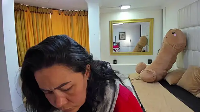 Snapshot of gaby_trent chatting on October 2025 01:55:02 PM gaby trent online show from October 2025 01:55:02 PM