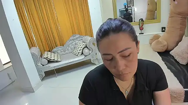 gaby trent online show from April 2026 05:19:02 PM