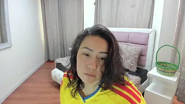 gaby trent online show from June 2026 04:19:02 PM