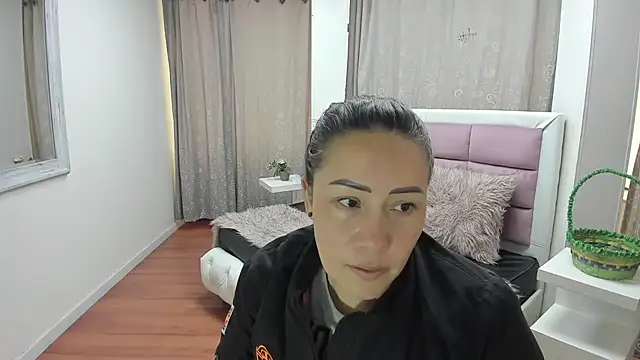 gaby trent online show from June 2026 04:11:02 PM