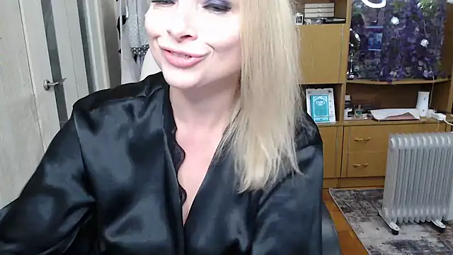 Mika Passion online show from September 2025 09:47:02 AM