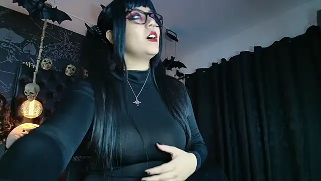 AlexHoe  online show from March 2026 06:47:01 PM