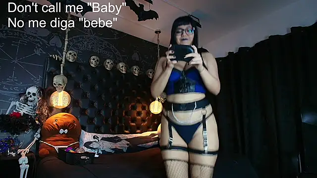 AlexHoe  online show from June 2026 06:51:01 PM