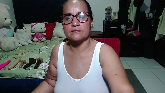 pervert mommy  online show from September 2025 11:32:02 AM