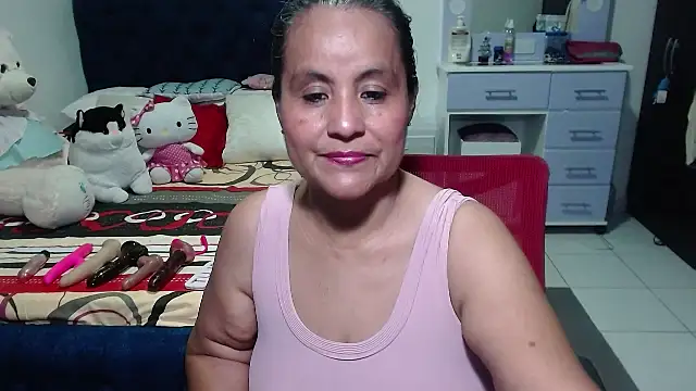 pervert mommy  online show from September 2025 10:38:02 AM