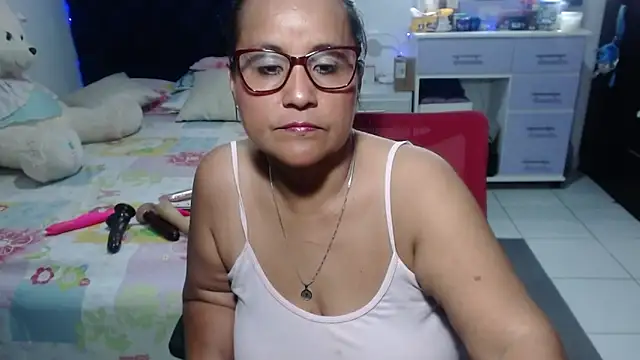 pervert mommy  online show from April 2026 09:56:01 AM