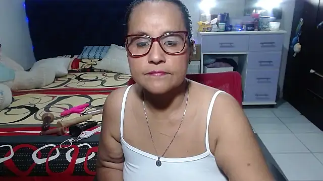 pervert mommy  online show from April 2026 09:37:02 AM