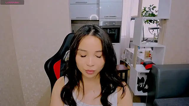 Snapshot of AyaMoon chatting on September 2025 04:39:02 AM AyaMoon online show from September 2025 04:39:02 AM