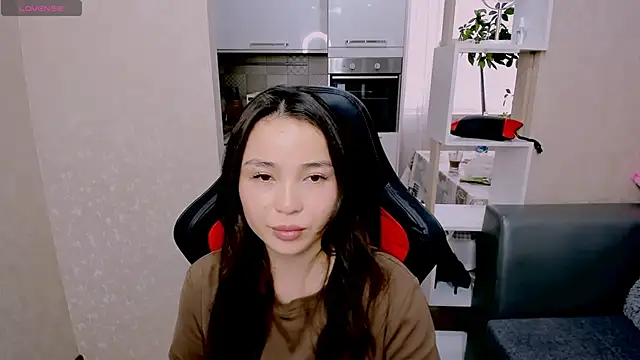 Snapshot of AyaMoon chatting on October 2025 05:16:01 AM AyaMoon online show from October 2025 05:16:01 AM